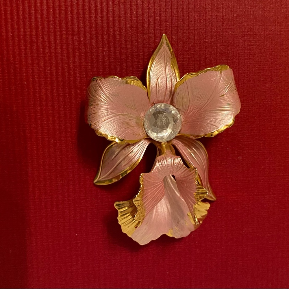 CERRITO ORIGINAL 1982 BROOCH PIN PINK ENAMEL GOLD TONE FLOWER IRIS ORCHID
